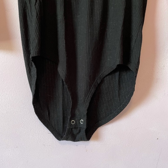 • F21 surplus ribbed bodysuit • - Picture 10 of 10